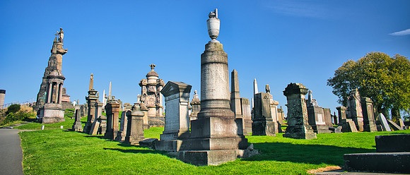 Glasgow Necropolis 02