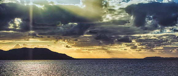 Across the Minch 02