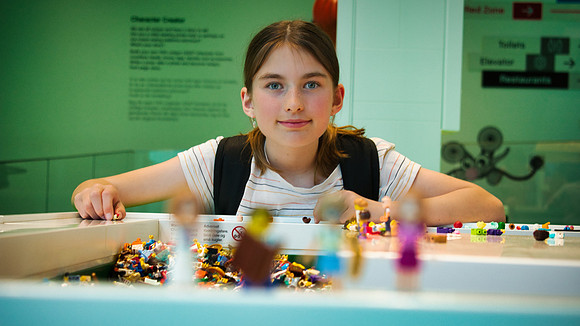 Lego House Eleanor 01