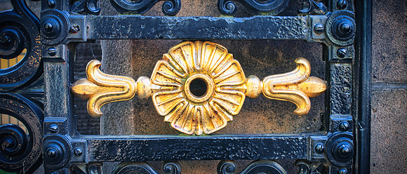 Glasgow Church Lane 01