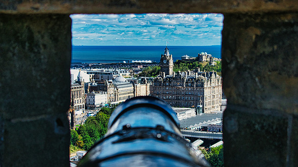 Edinburgh Castle 04