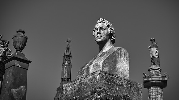 Glasgow Necropolis Monochrome 03