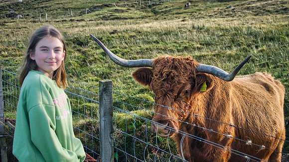 Holy Coo Eleanor 01